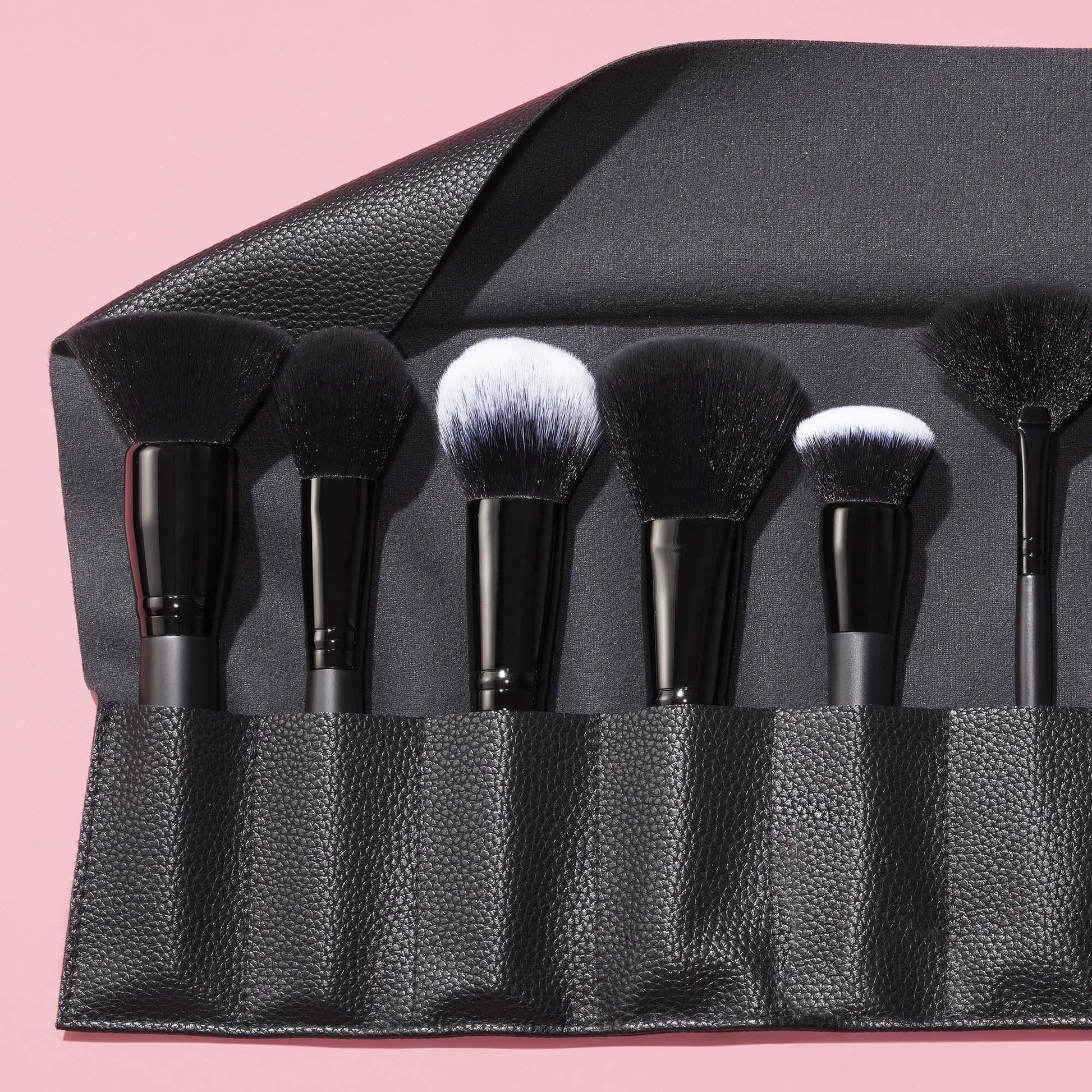 17-piece-ultimate-makeup-brush-set-and-travel-roll-c6 042423_UltBrushSet_V2_Main-2_IGF_carousel1.jpg