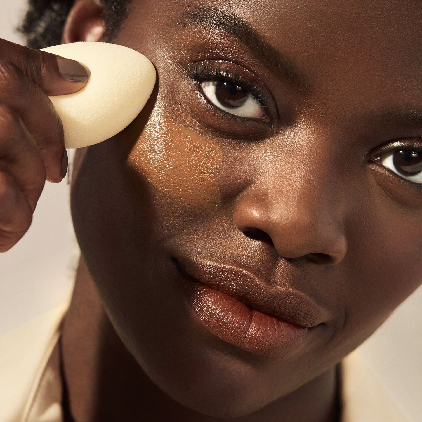 camo-concealer-sponge-s3 07292020_Wemi_HydratingCamo_1765_V4_IGF.jpg