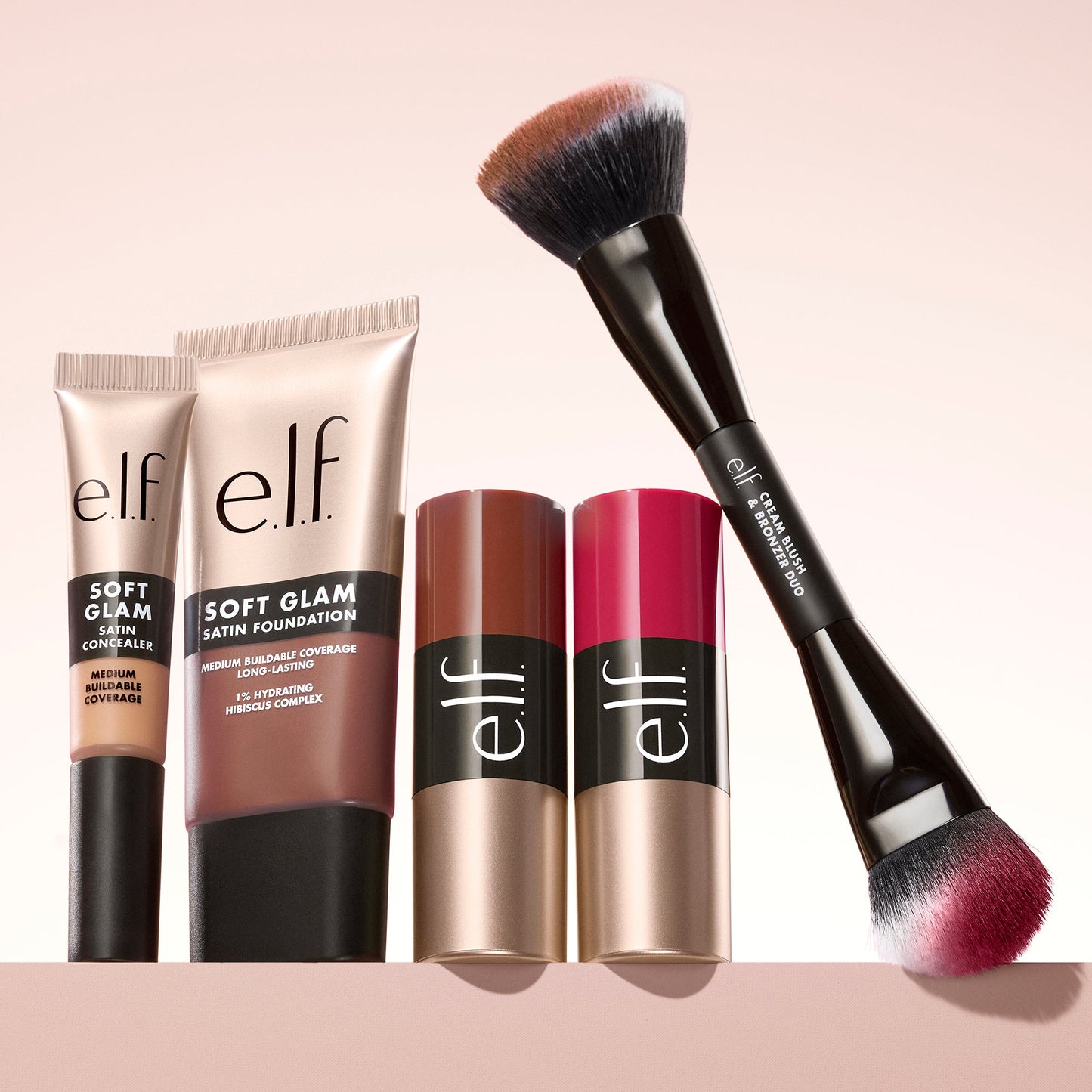 soft-glam-cream-bronzer-a5 100225_SoftGlam_Family_0599_MAIN_CLEAN_FOCUS_01_w3QC_RGB_f3dcb263-f98f-4d5c-ab4c-e8d60f7f76c9.jpg