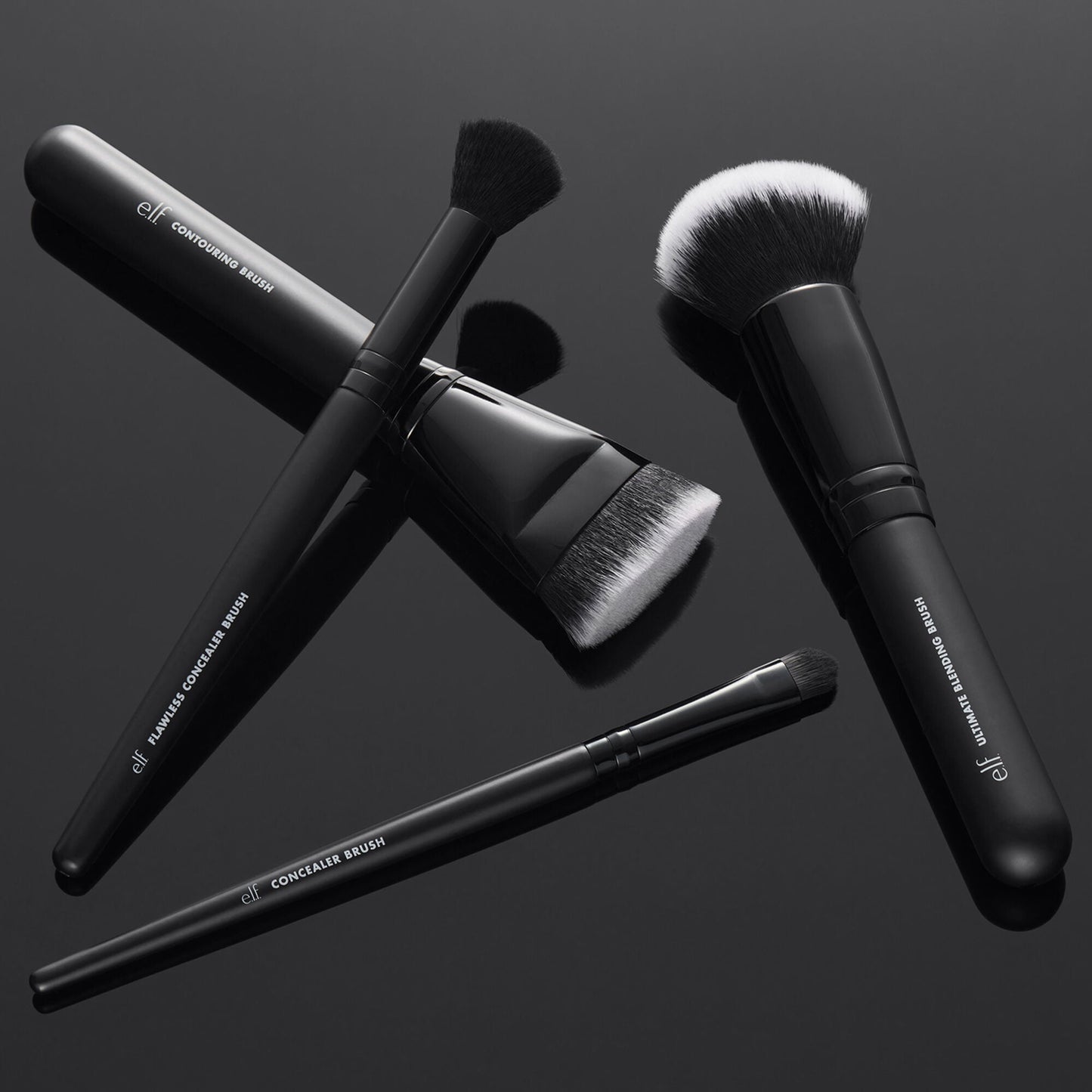 foundation-and-concealer-brush-set-y0 12142020_ComplexionPerfection-FaceBrush_0028_FocusBracket-MAIN_V2_IGF.jpg