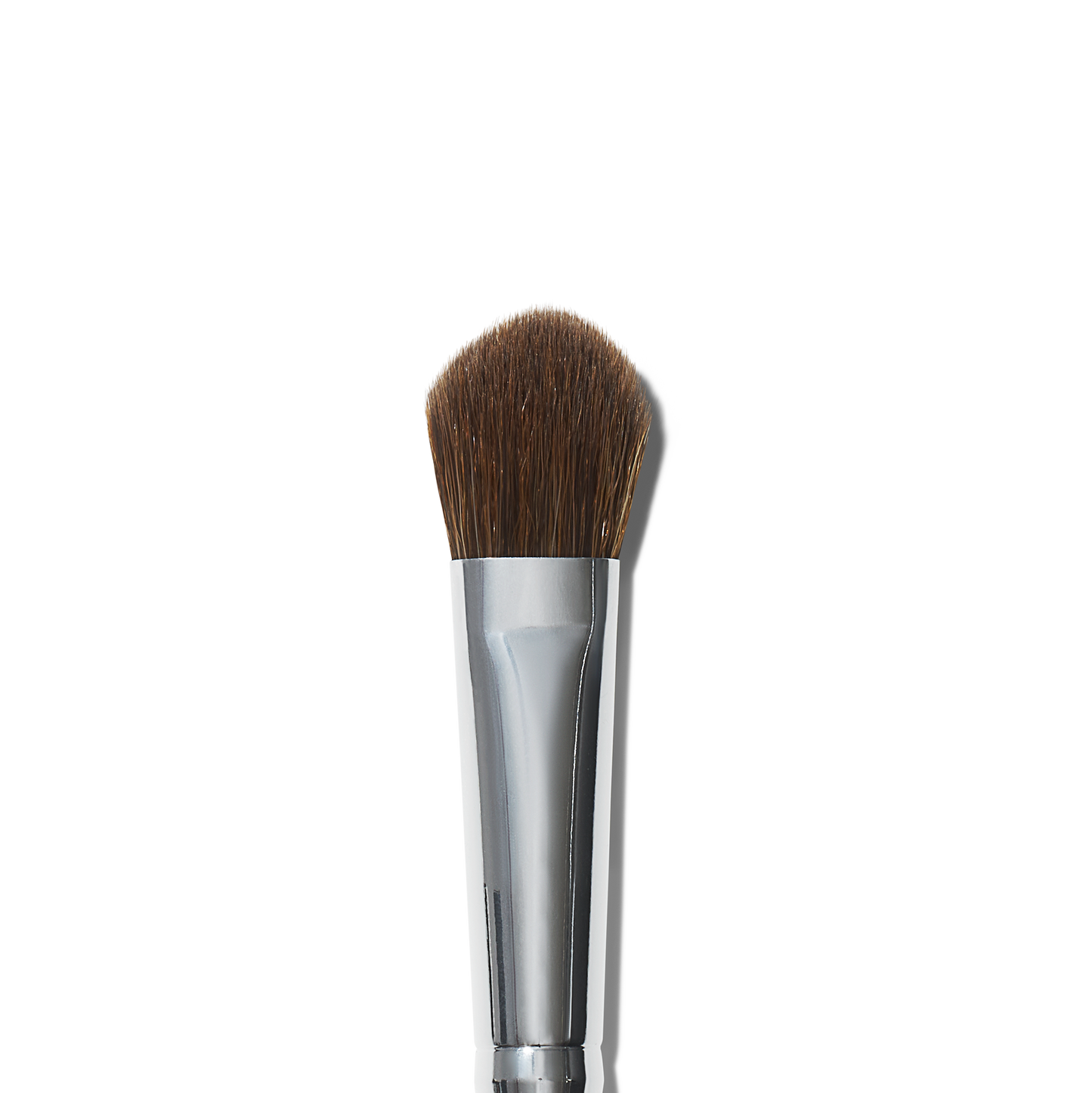 wide-tapered-eyeshadow-brush-l4 21994_MACRO_R.png