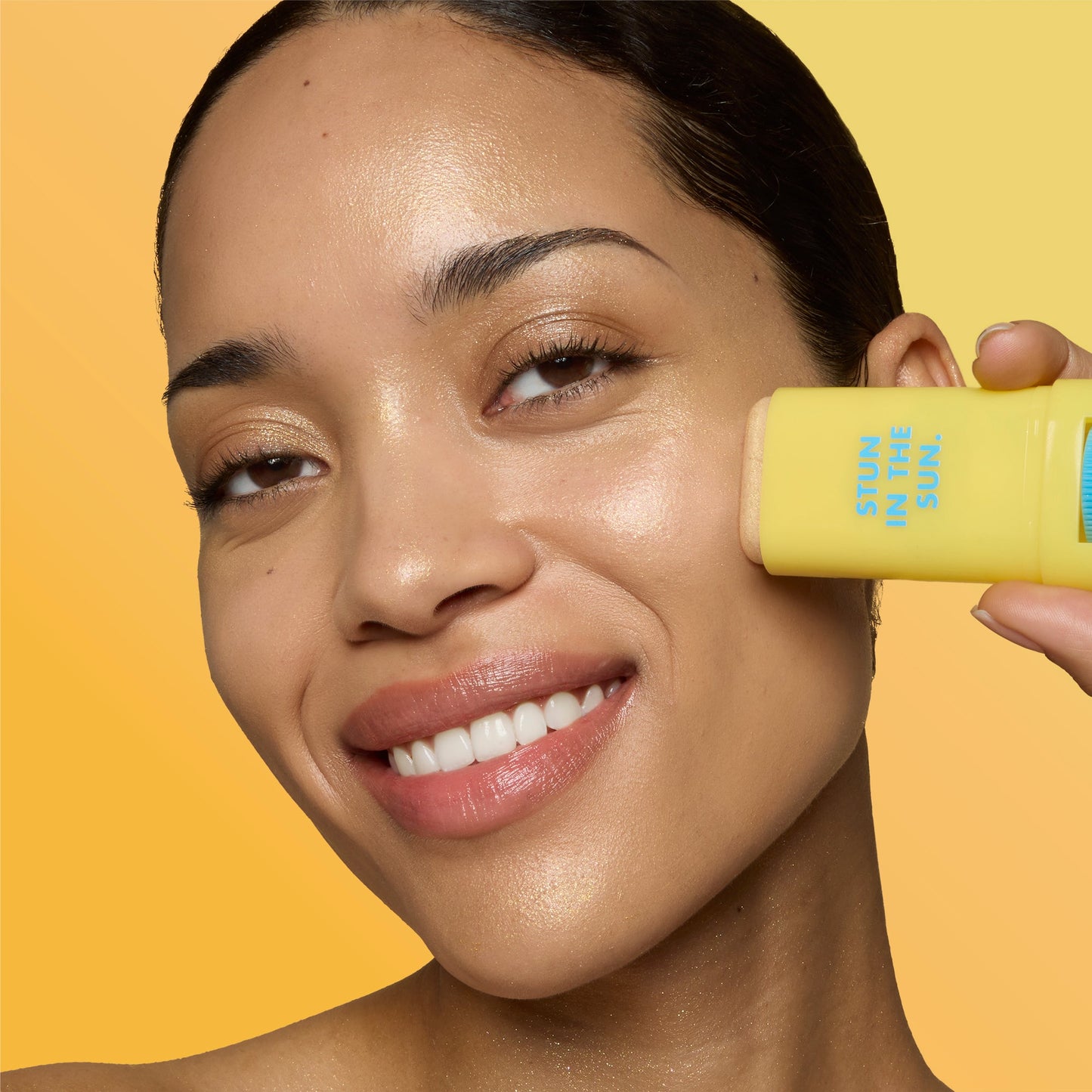 suntouchable-invisi-stick-spf-50-glitz-s4 57109_SUNTOUCHABLES_INVISI_STICK_CELINE_0221_V5.jpg