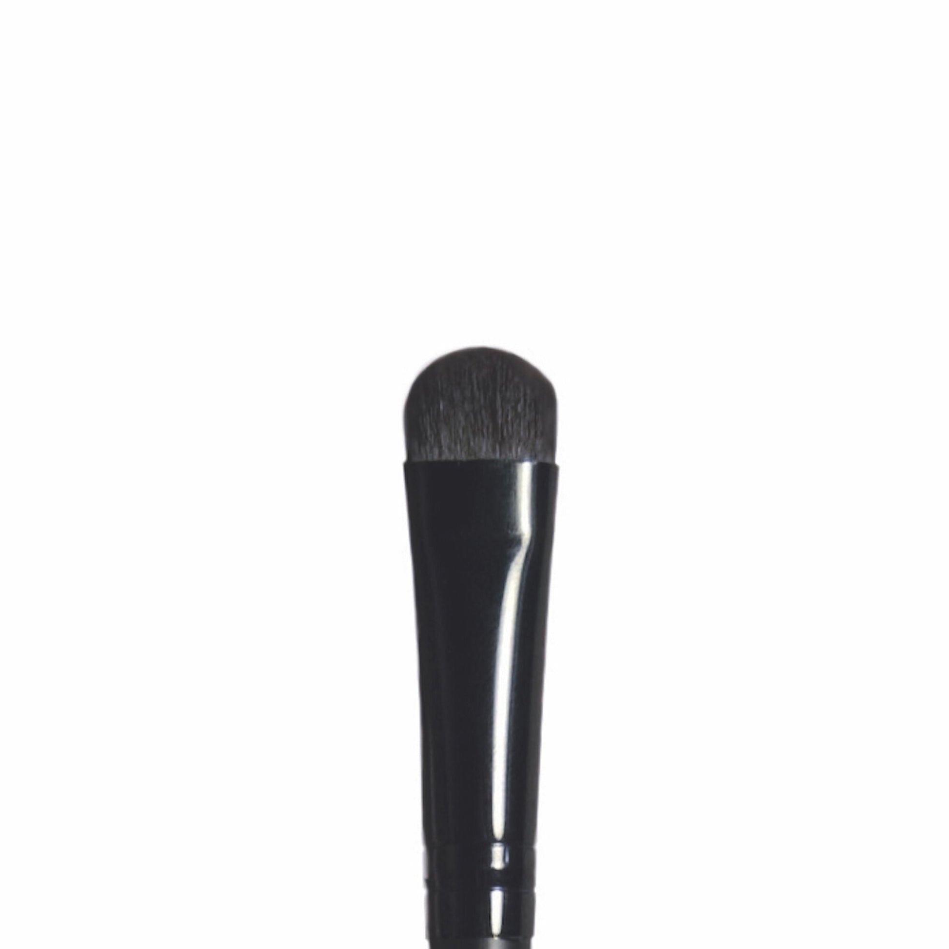 eyeshadow-c-brush-d7 BREYE_84008_Macro_C.jpg