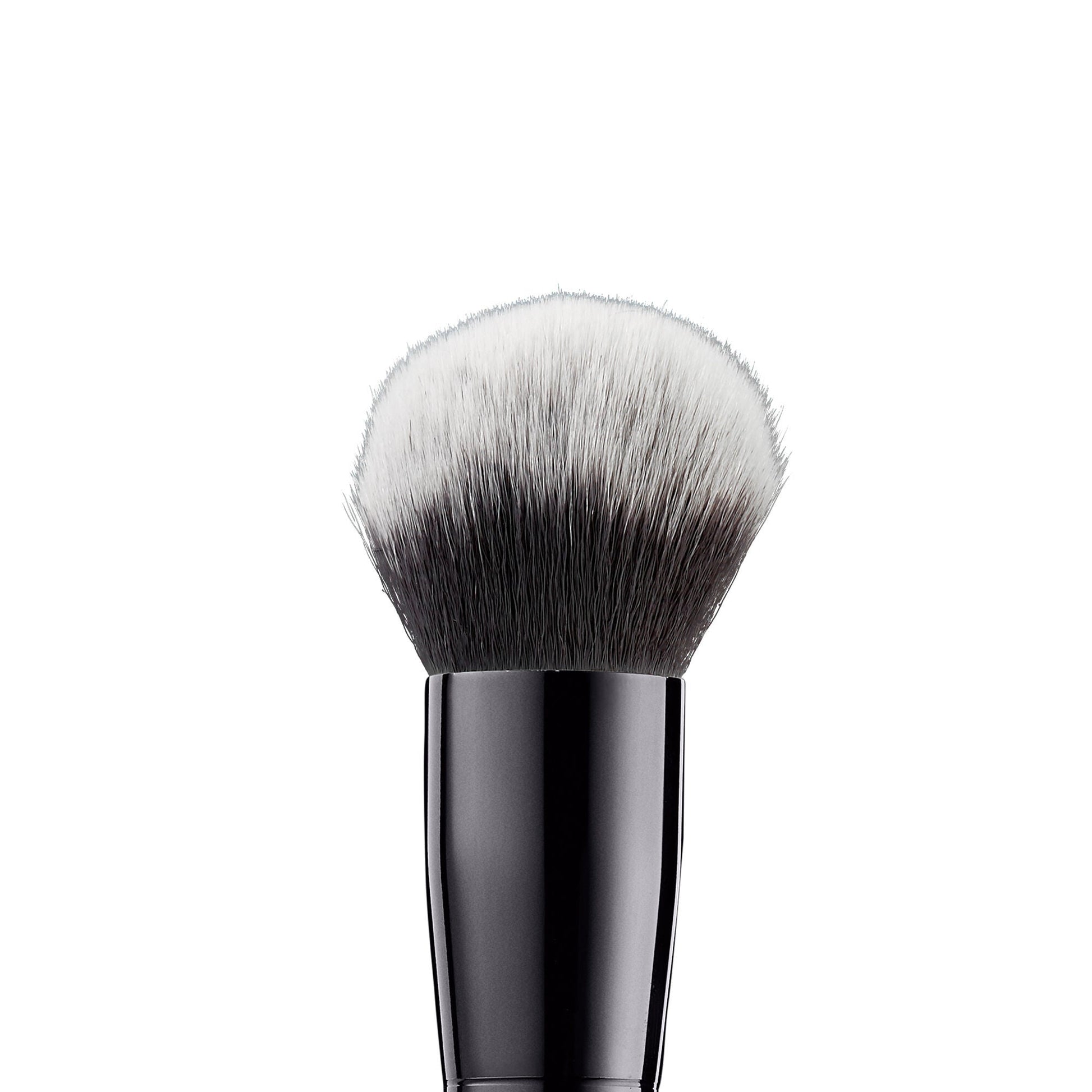 buffing-foundation-brush-r9 BRFAC_84039_Macro_C.jpg